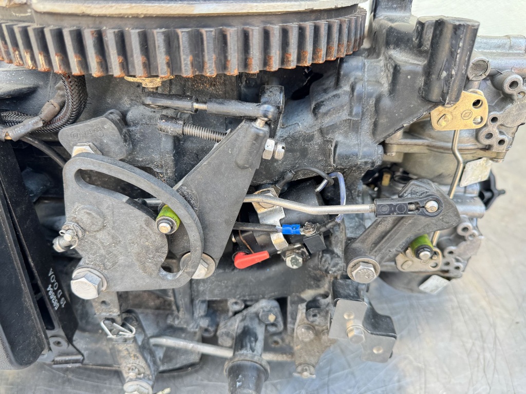 1989 Johnson 40 HP 2 Stroke Outboard Powerhead 0398872 OEM