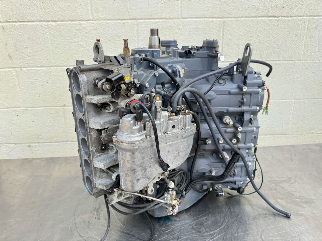 2004 Yamaha 300HP HPDI 2 Stroke Outboard Powerhead Crankcase Assembly