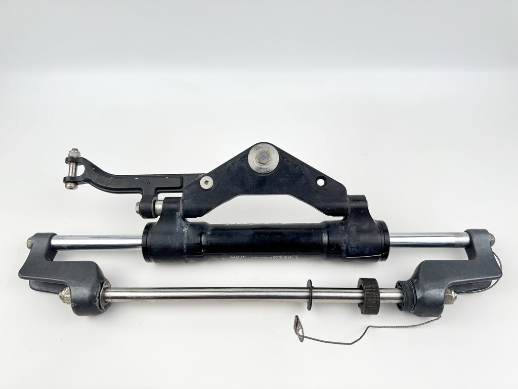 SeaStar Front Mount Outboard Hydraulic Steering Cylinder Assembly HC5358