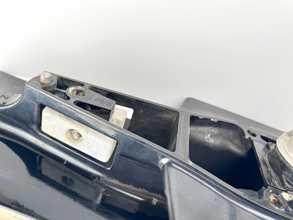 Mercury 75 90 115 HP 4 Stroke Outboard 20" Lower Unit Gear Case 888845T07