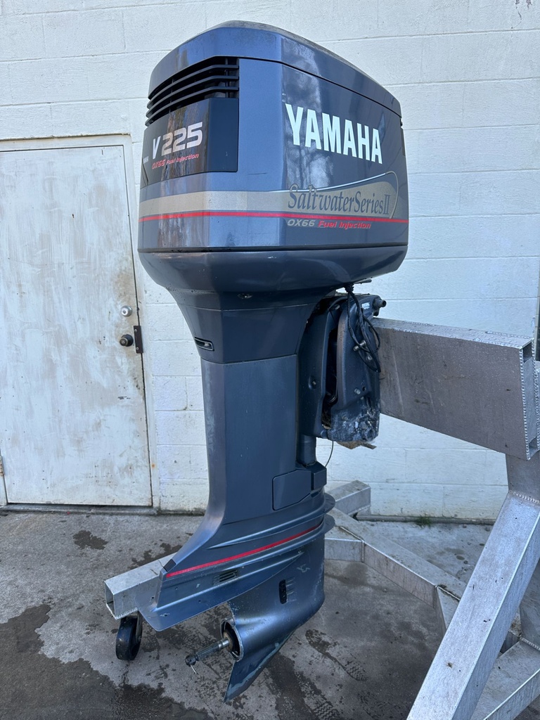 2002 Yamaha 225 HP 2 Stroke Outboard Engine Complete SX225TURA OEM