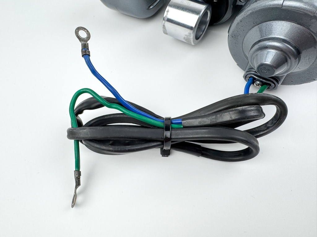 2006 Yamaha 150 HP 4 Stroke Outboard Power Trim Tilt Unit 63P-43800-01-4D OEM