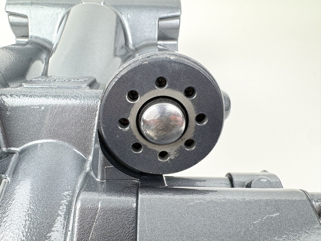 2006 Yamaha 150 HP 4 Stroke Outboard Power Trim Tilt Unit 63P-43800-01-4D OEM