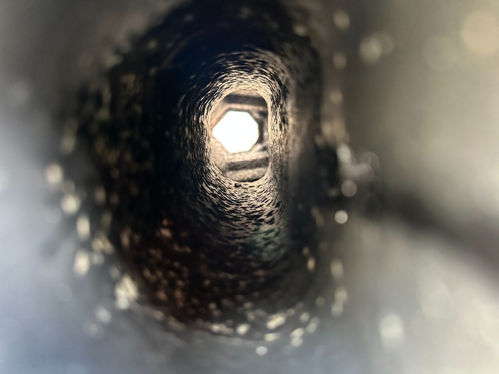 2003 Yamaha 225 HP 4 Stroke Outboard Complete Midsection & Swivel Bracket ONLY OEM