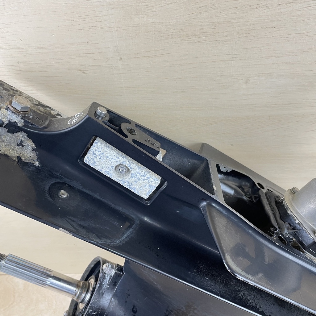 2010 Mercury 90HP 4 Stroke 20" (L) Shaft Lower Unit Gearcase Assembly 888845T06