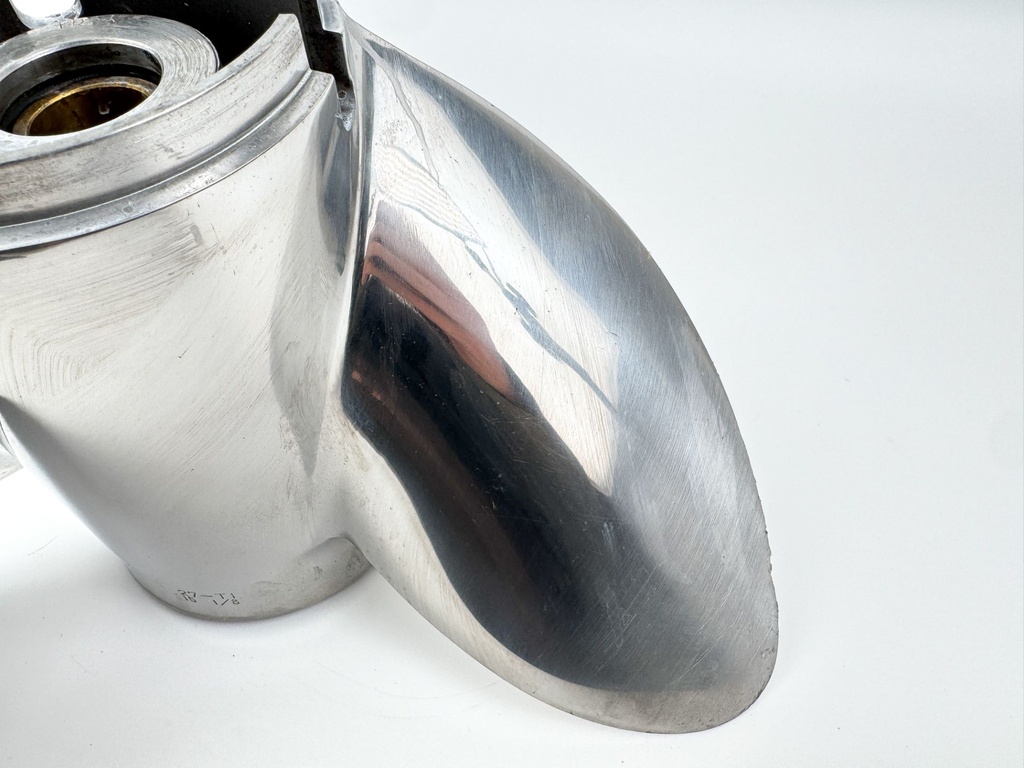 Yamaha VMax Series 3 Blade Stainless Steel Prop Propeller 15 1/8" x 27P