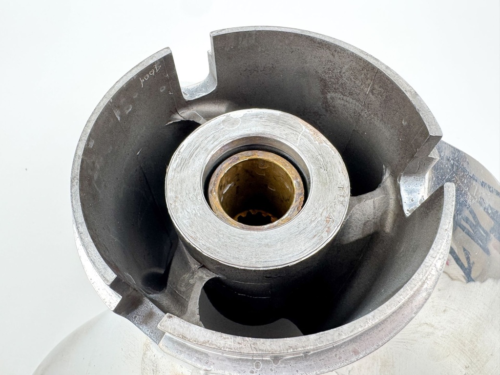 Yamaha VMax Series 3 Blade Stainless Steel Prop Propeller 15 1/8" x 27P