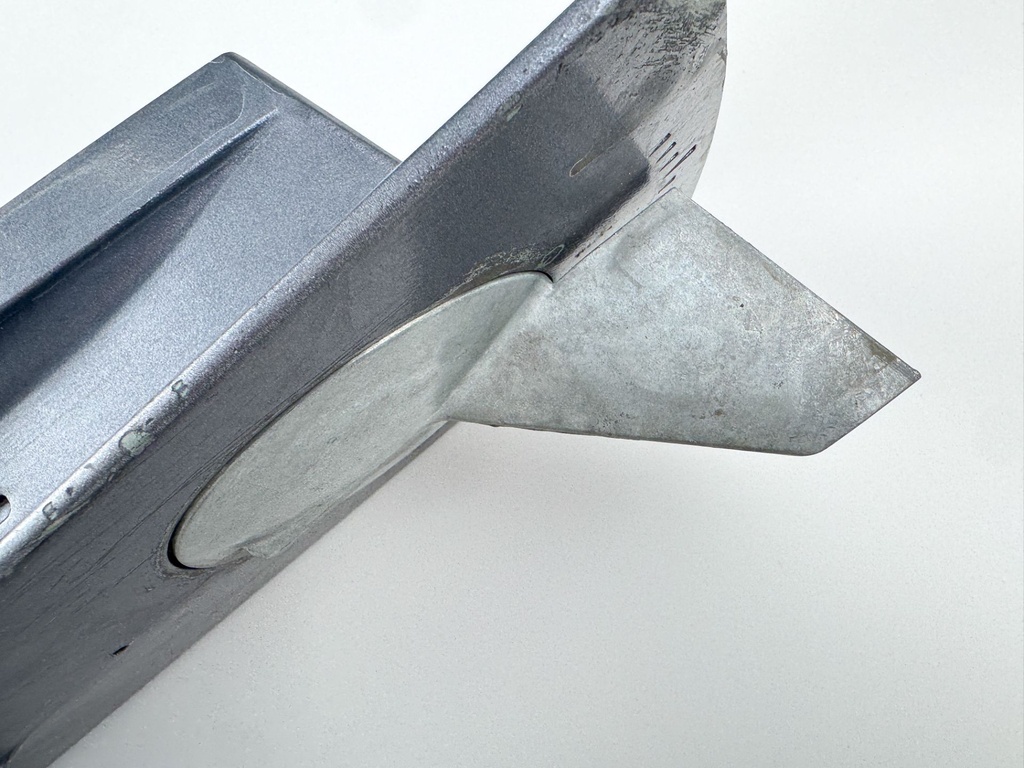 2004 + Yamaha 150HP 4 Stroke 25" Shaft Lower Unit Gear Case 63P-45300-17-8D RH