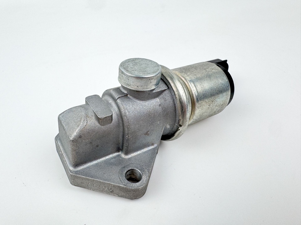 2017 Suzuki 115 HP 4 Stroke Outboard IAC Idle Air Control Valve 18137-77E00 OEM