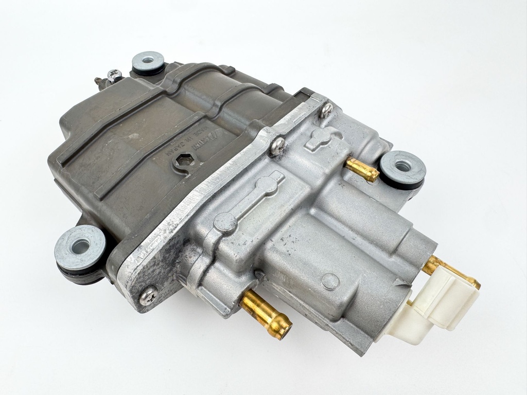 2017 Suzuki 115 HP 4 Stroke Outboard Vapor Separator Tank VST 15600-92J50 OEM