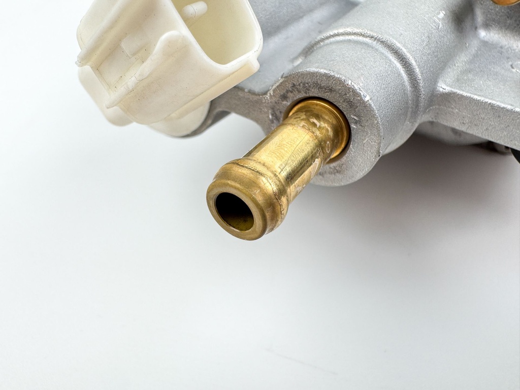 2017 Suzuki 115 HP 4 Stroke Outboard Vapor Separator Tank VST 15600-92J50 OEM