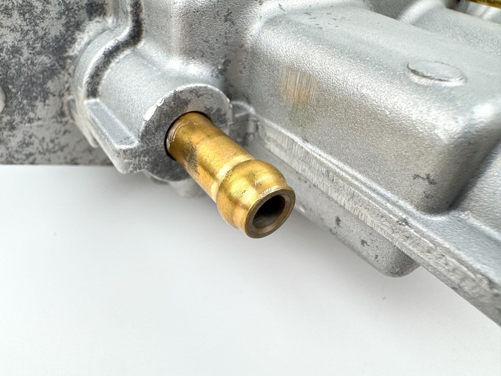 2017 Suzuki 115 HP 4 Stroke Outboard Vapor Separator Tank VST 15600-92J50 OEM