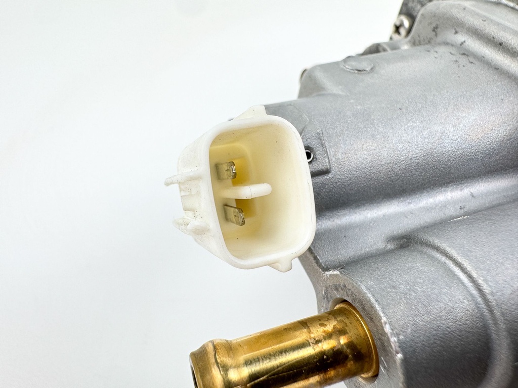 2017 Suzuki 115 HP 4 Stroke Outboard Vapor Separator Tank VST 15600-92J50 OEM