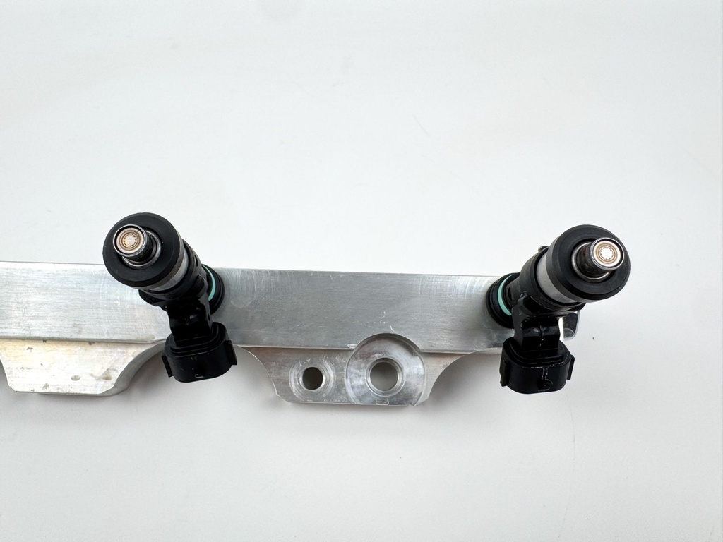 2017 Suzuki 115 HP 4 Stroke Outboard Fuel Injector Set W/ Rail 15710-82K50 OEM