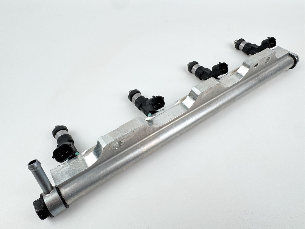 2017 Suzuki 115 HP 4 Stroke Outboard Fuel Injector Set W/ Rail 15710-82K50 OEM