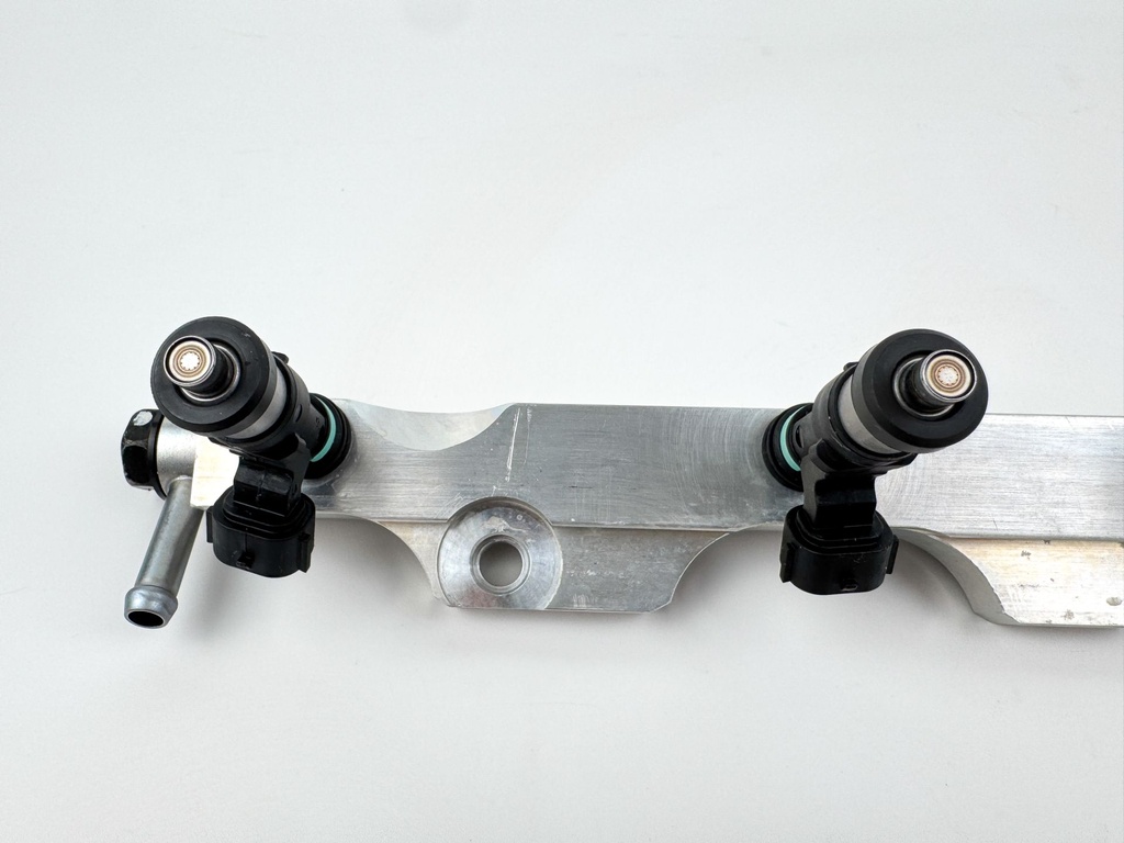 2017 Suzuki 115 HP 4 Stroke Outboard Fuel Injector Set W/ Rail 15710-82K50 OEM