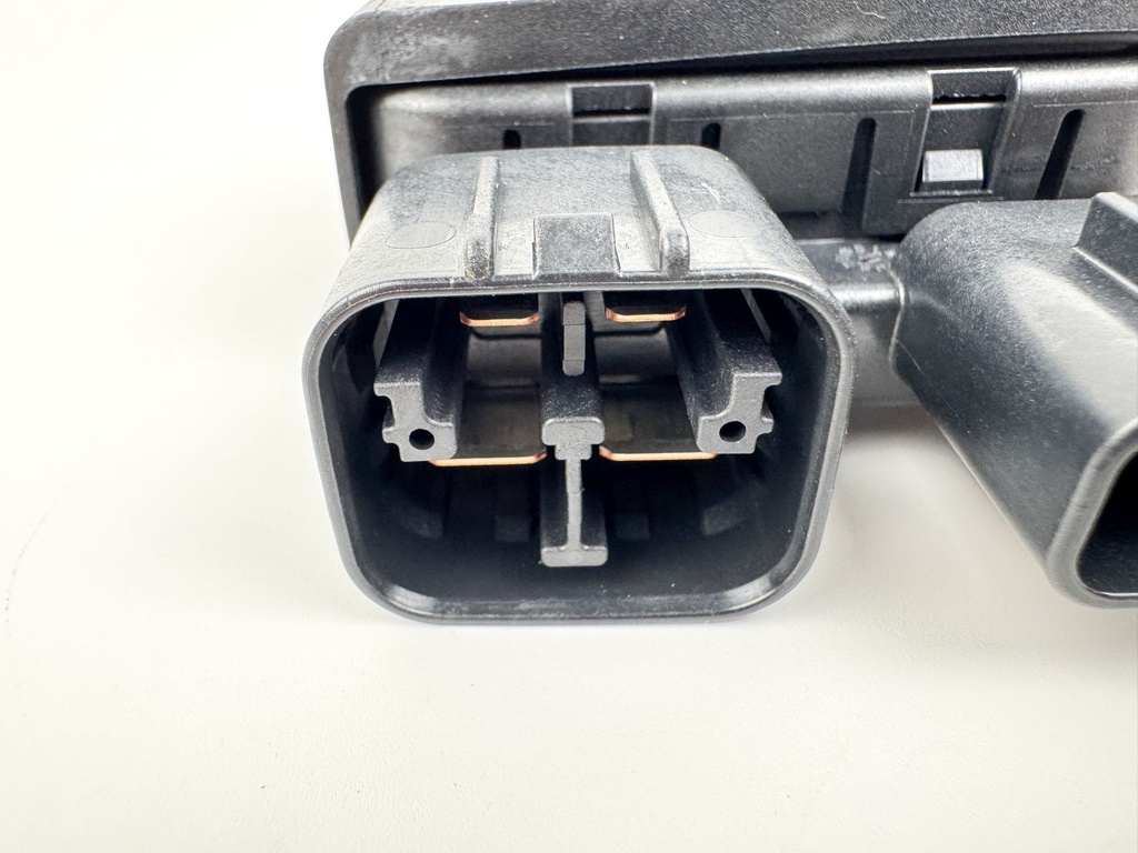 2017 Suzuki 115 HP 4 Stroke Outboard Trim Tilt Relay 38410-93J21 OEM