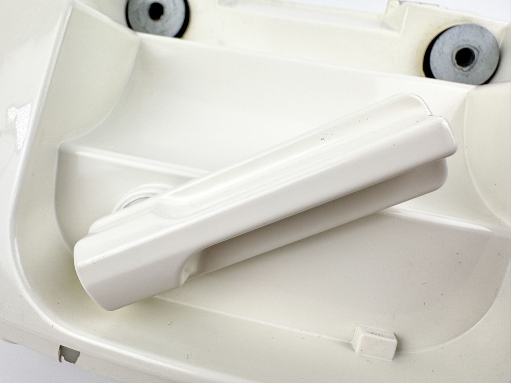 2017 Suzuki 115 HP 4 Stroke Outboard Front Panel Cowling Assembly 61831-90J12-Y5S OEM