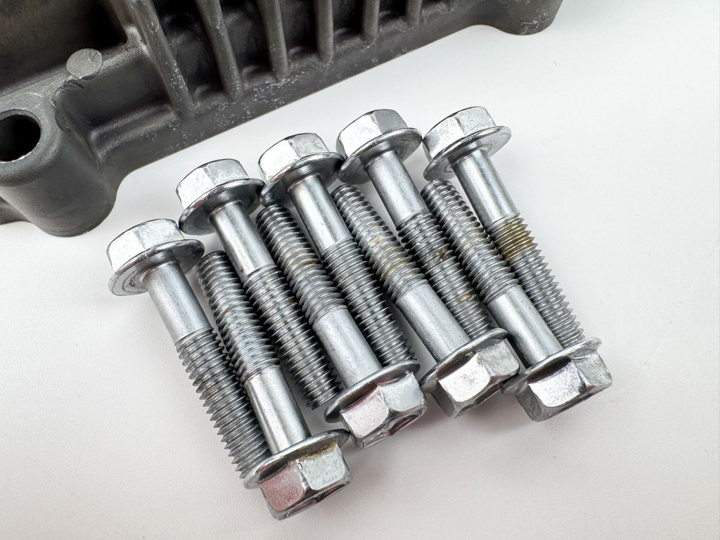 2017 Suzuki 115 HP 4 Stroke Outboard Rectifier & Regulator 32800-92J00 OEM