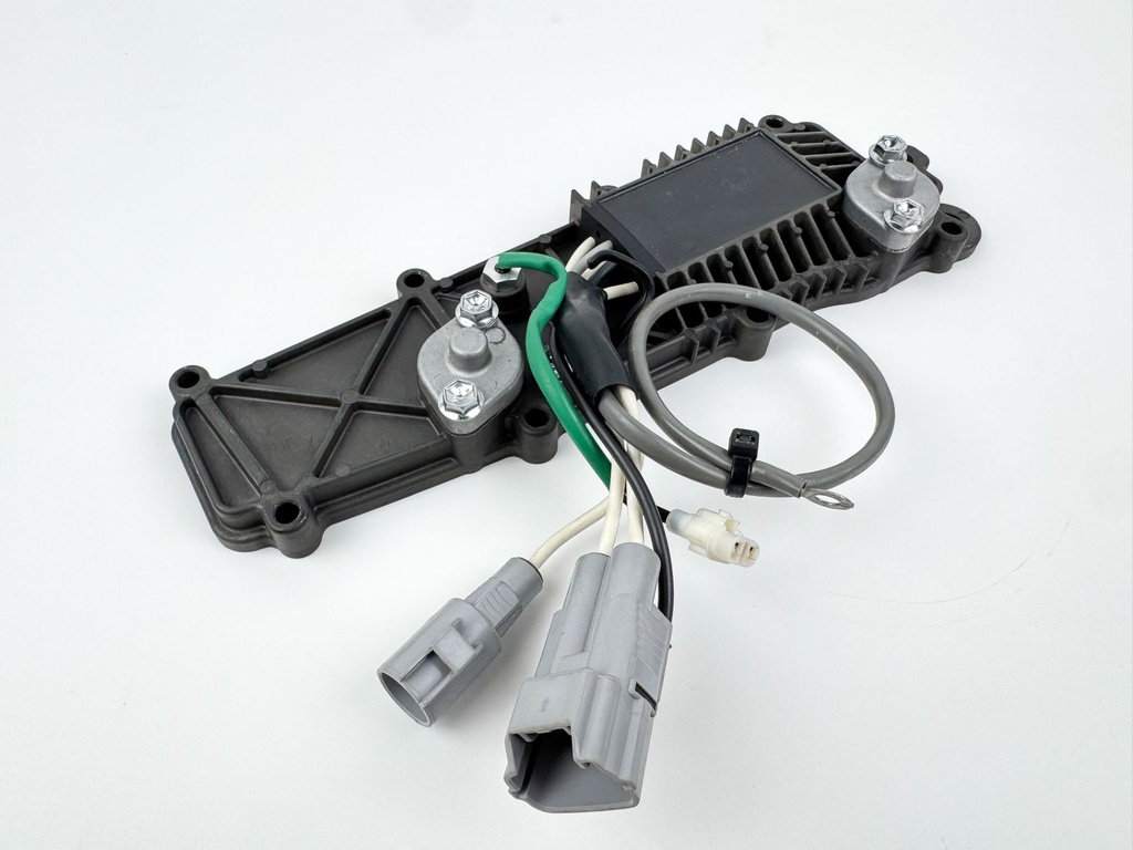 2017 Suzuki 115 HP 4 Stroke Outboard Rectifier & Regulator 32800-92J00 OEM