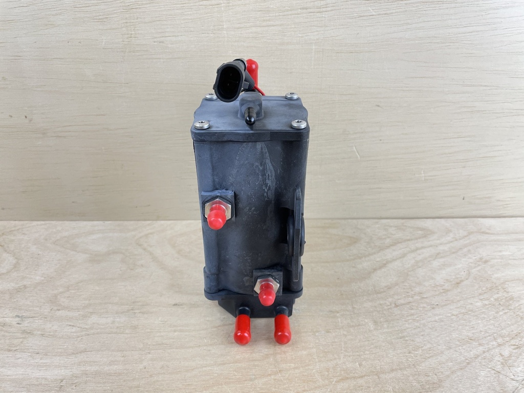 2006 Evinrude 90HP Etec 2 Stroke Outboard Fuel Pump Vapor Separator VST 5006085