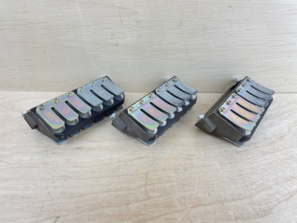 2006 Evinrude 90HP Etec 2 Stroke Reed Valve Block Assembly (3) 0397336