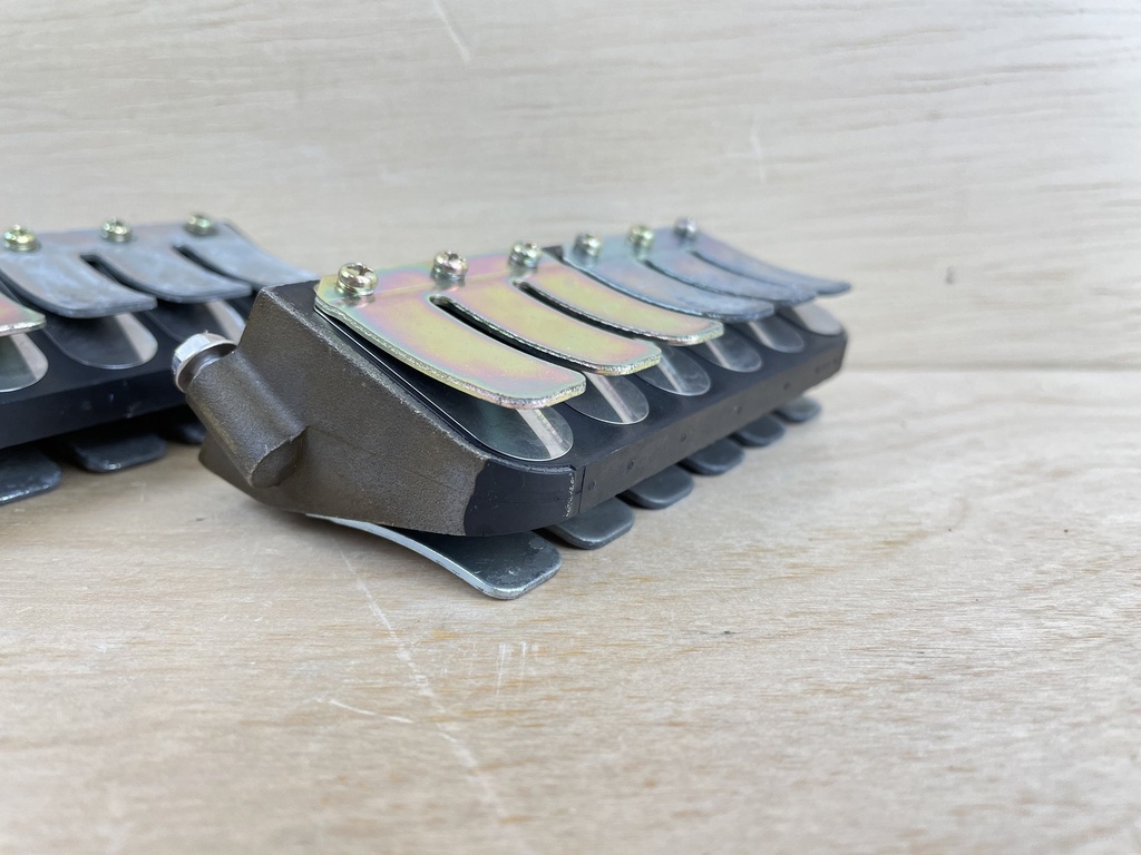 2006 Evinrude 90HP Etec 2 Stroke Reed Valve Block Assembly (3) 0397336