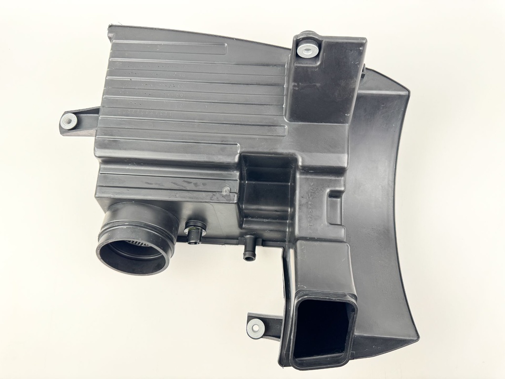 2017 Suzuki 115 HP 4 Stroke Outboard Intake Air Silencer Assembly 13810-90J01 OEM