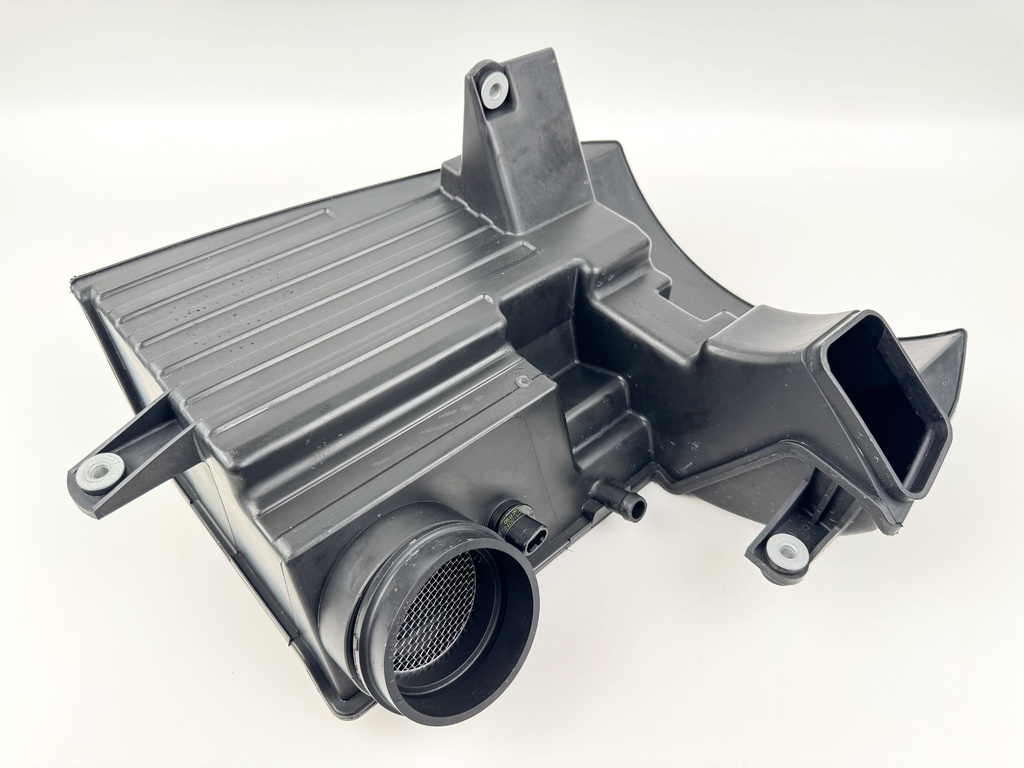 2017 Suzuki 115 HP 4 Stroke Outboard Intake Air Silencer Assembly 13810-90J01 OEM