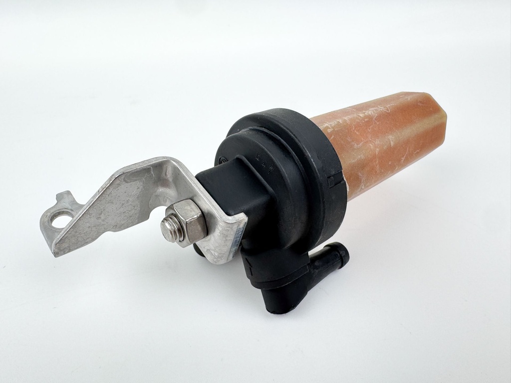 2005 Yamaha 115 HP 4 Stroke Outboard Fuel Filter Assembly 68V-24560-01-00 OEM