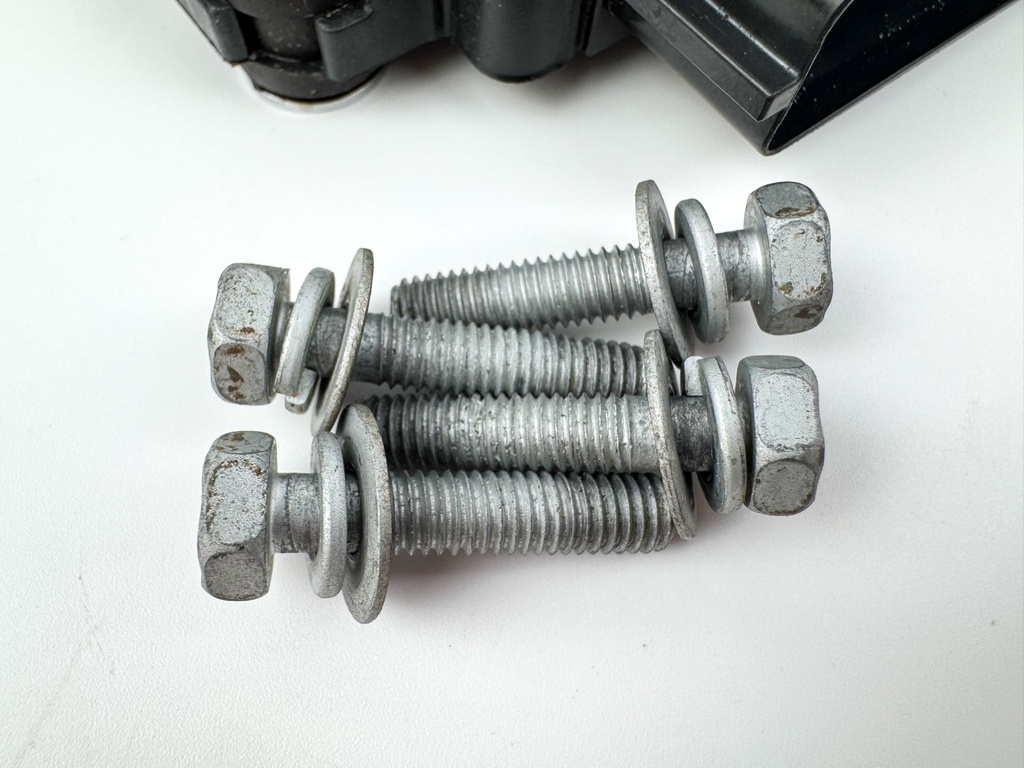 2005 Yamaha 115 HP 4 Stroke Outboard ECU Engine Control Unit 68V-8591A-21-00 OEM