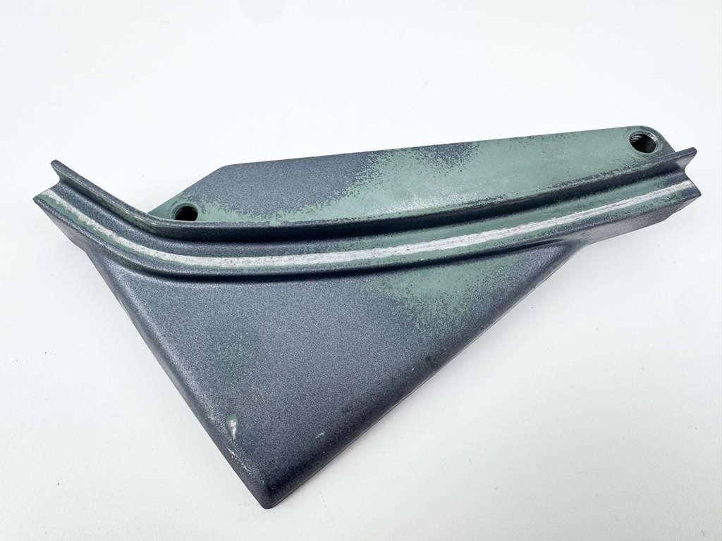 2005 Yamaha 115 HP 4 Stroke Outboard Cable Cover Plate 68V-42738-00-5B OEM