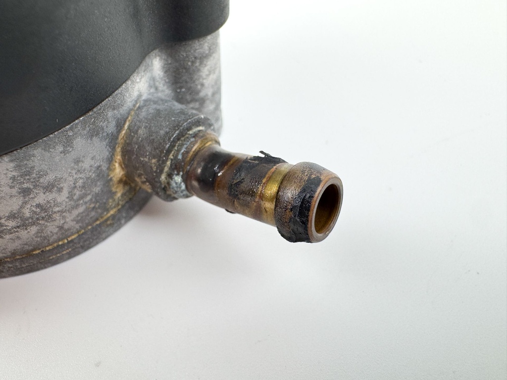 2005 Yamaha 115 HP 4 Stroke Outboard Fuel Pump 68V-24410-00-00 OEM