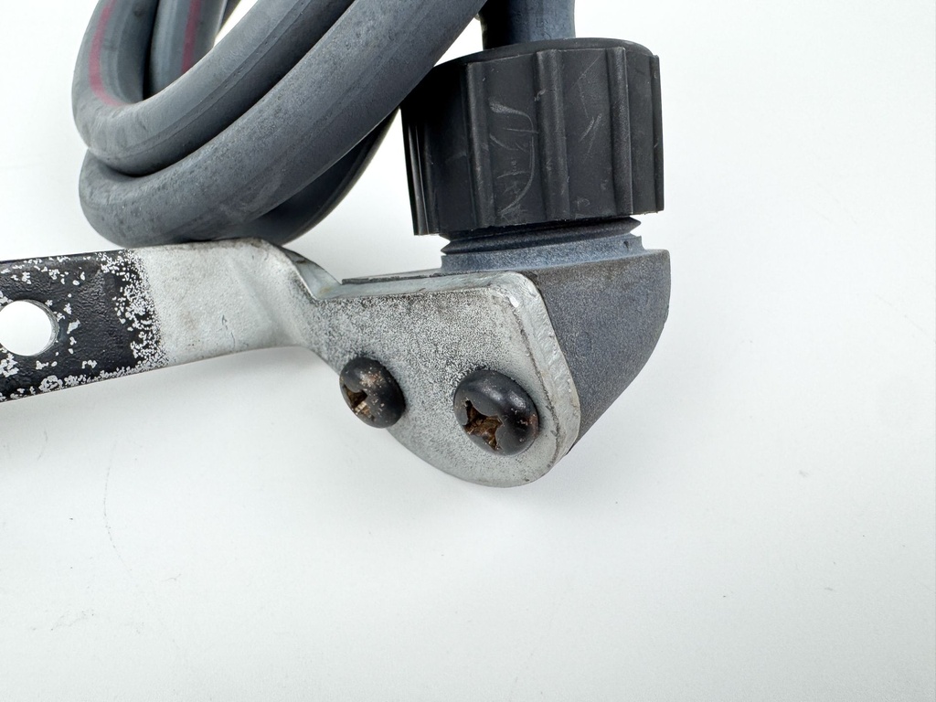 2005 Yamaha 115 HP 4 Stroke Outboard Fresh Water Flush Port 67F-12535-01-00 OEM