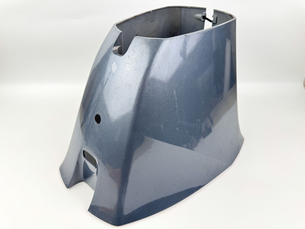 2005 Yamaha 115 HP 4 Stroke Outboard Lower Apron Cover 67F-42741-00-8D OEM