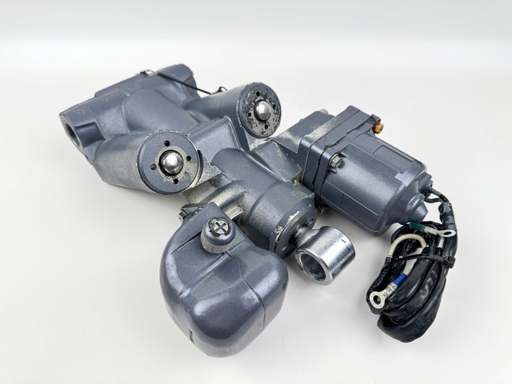 2005 Yamaha 115 HP 4 Stroke Outboard Power Trim Tilt Unit 68V-43800-04-00 OEM