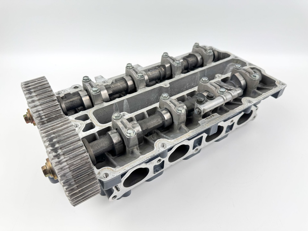 2005 Yamaha 115 HP 4 Stroke Outboard Cylinder Head 68V-W009A-03-1S OEM