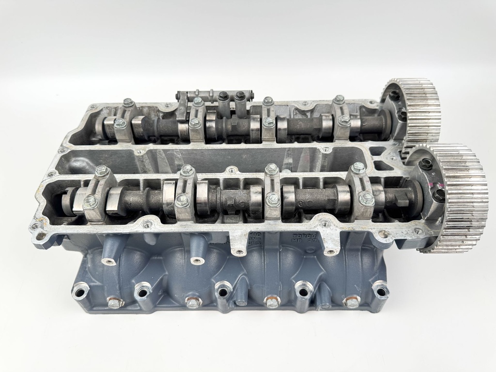 2005 Yamaha 115 HP 4 Stroke Outboard Cylinder Head 68V-W009A-03-1S OEM