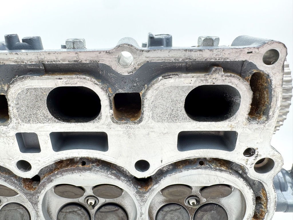 2005 Yamaha 115 HP 4 Stroke Outboard Cylinder Head 68V-W009A-03-1S OEM