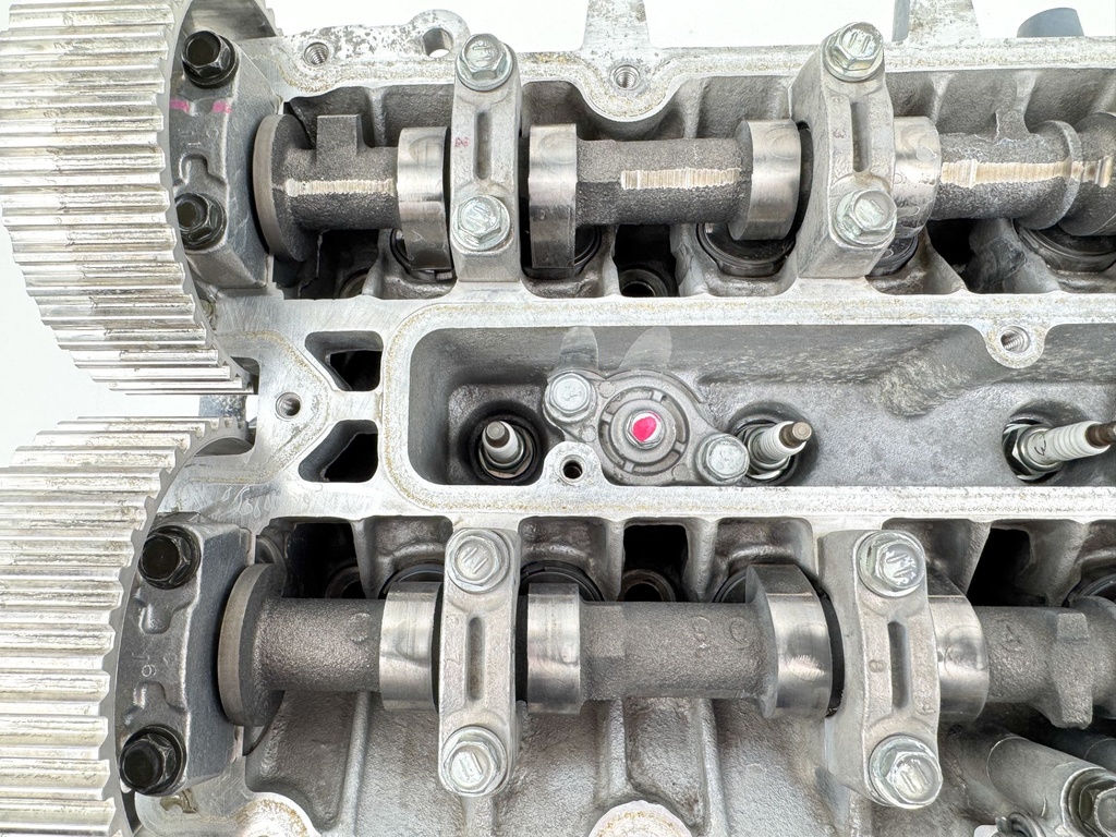 2005 Yamaha 115 HP 4 Stroke Outboard Cylinder Head 68V-W009A-03-1S OEM