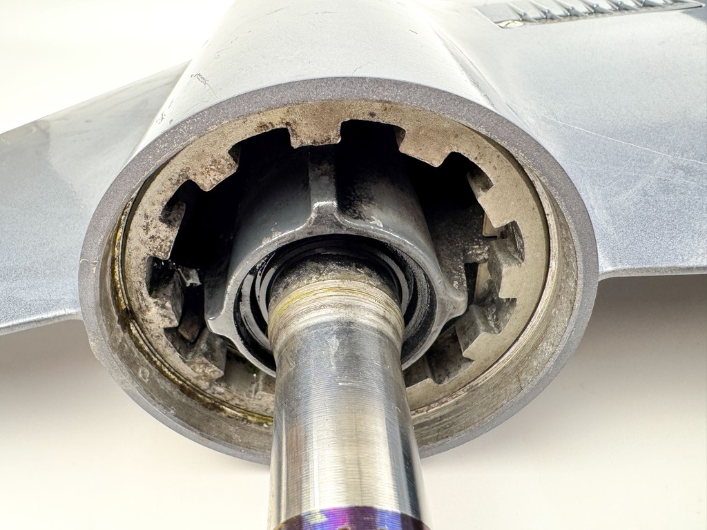 2000-2015  Yamaha 115HP 4 Stroke Outboard 20" Lower Unit Gear Case 68V-45300-12-8D