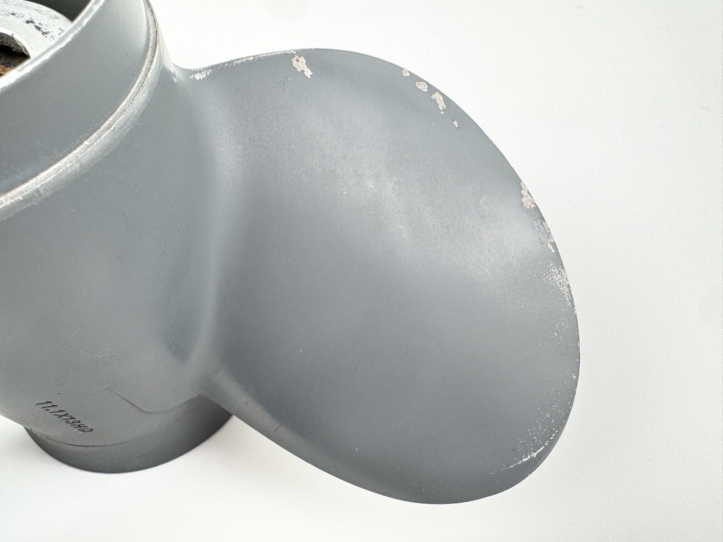 1999 Honda 50 HP 4 Stroke Outboard Propeller 58130-ZV5-000ZA OEM