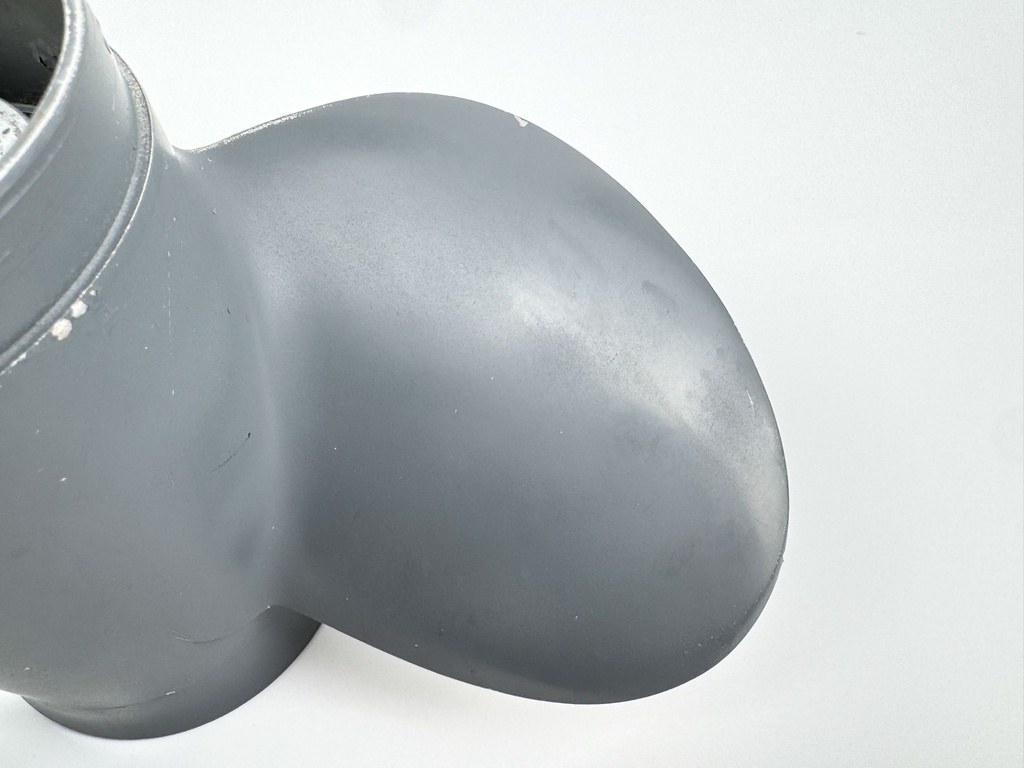 1999 Honda 50 HP 4 Stroke Outboard Propeller 58130-ZV5-000ZA OEM