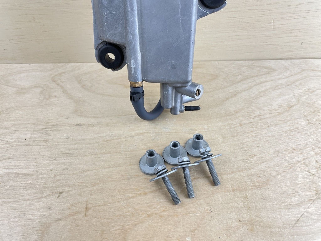 2011 Yamaha 90HP F90 4 Stroke Outboard Float Chamber Assembly 6D8-14180-42-00