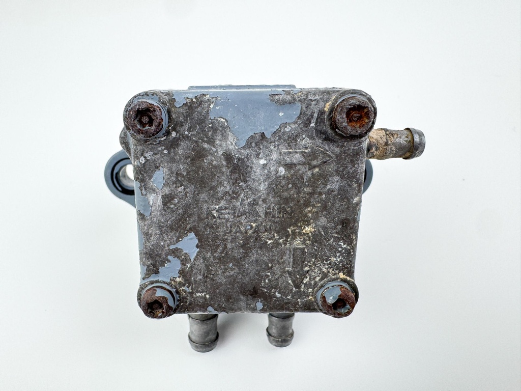 1999 Honda 50 HP 4 Stroke Outboard Fuel Pump 16700-ZW1-004 OEM