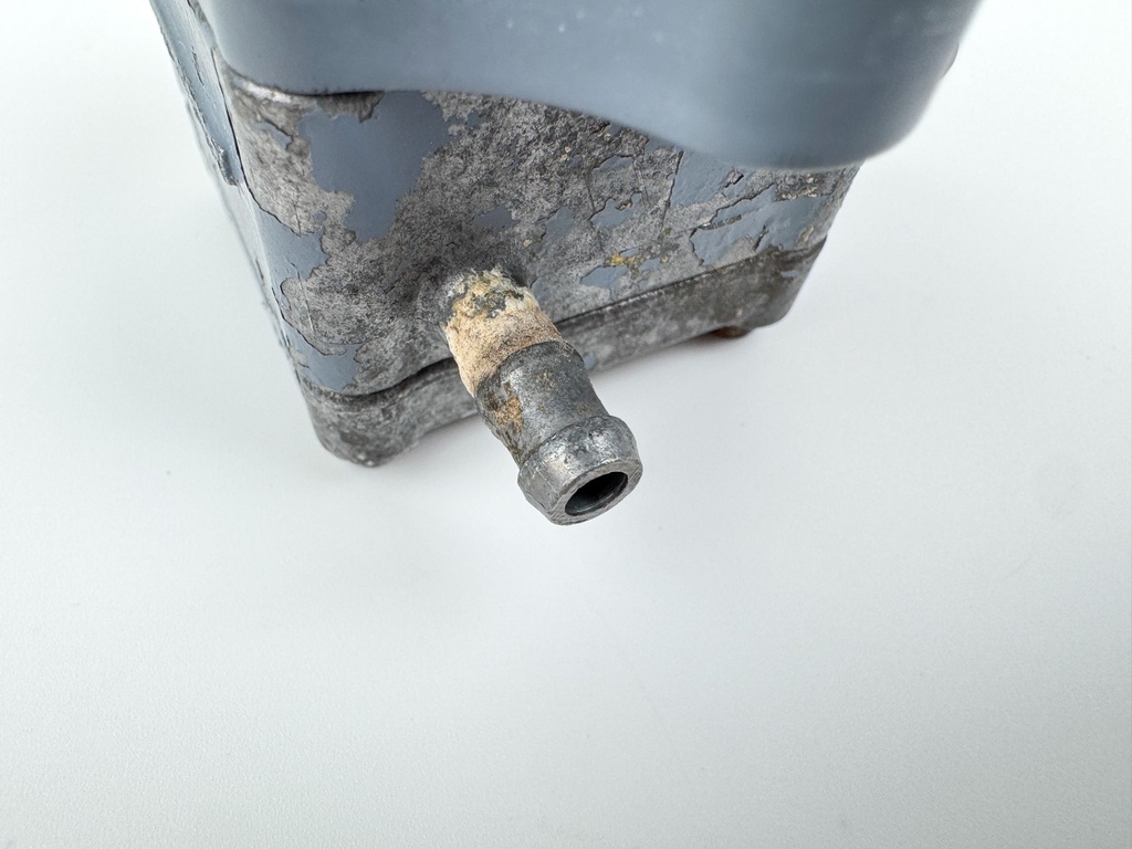 1999 Honda 50 HP 4 Stroke Outboard Fuel Pump 16700-ZW1-004 OEM