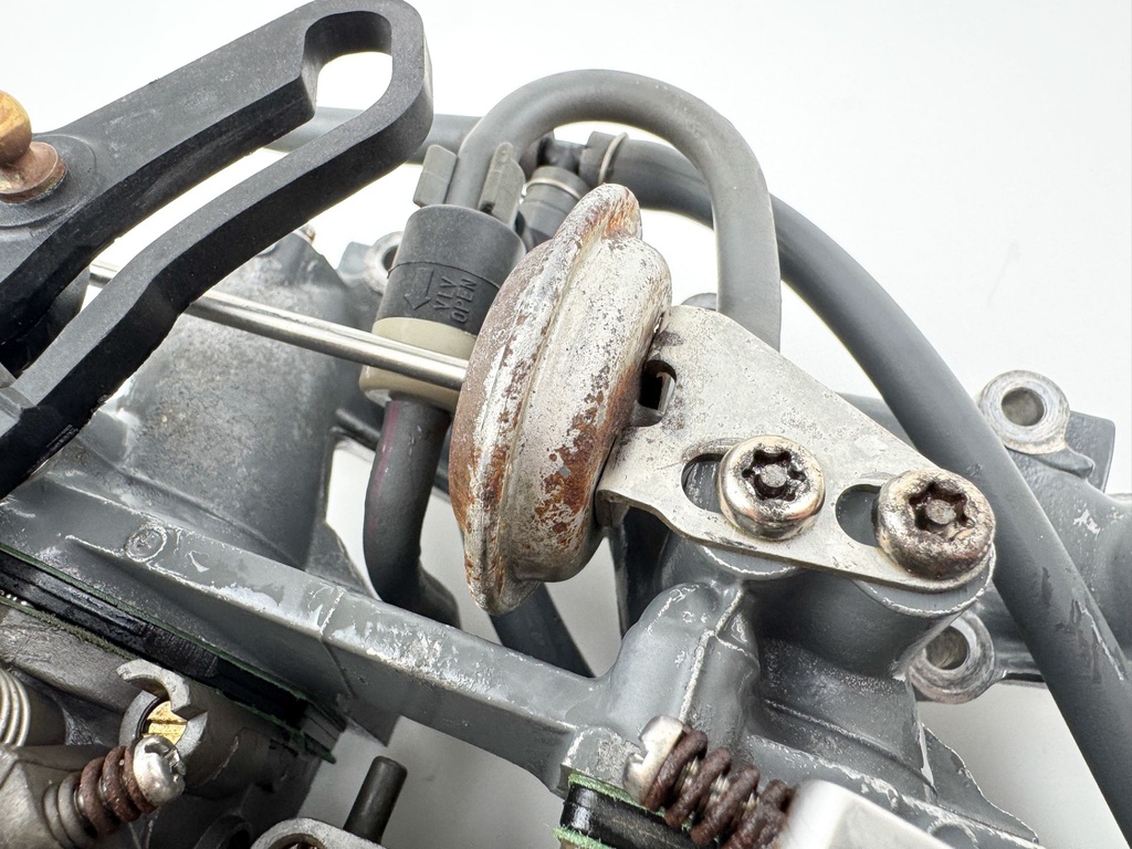 1999 Honda 50 HP 4 Stroke Outboard Carburetor Set 16100-ZW4-D23ZA - Ready To Install