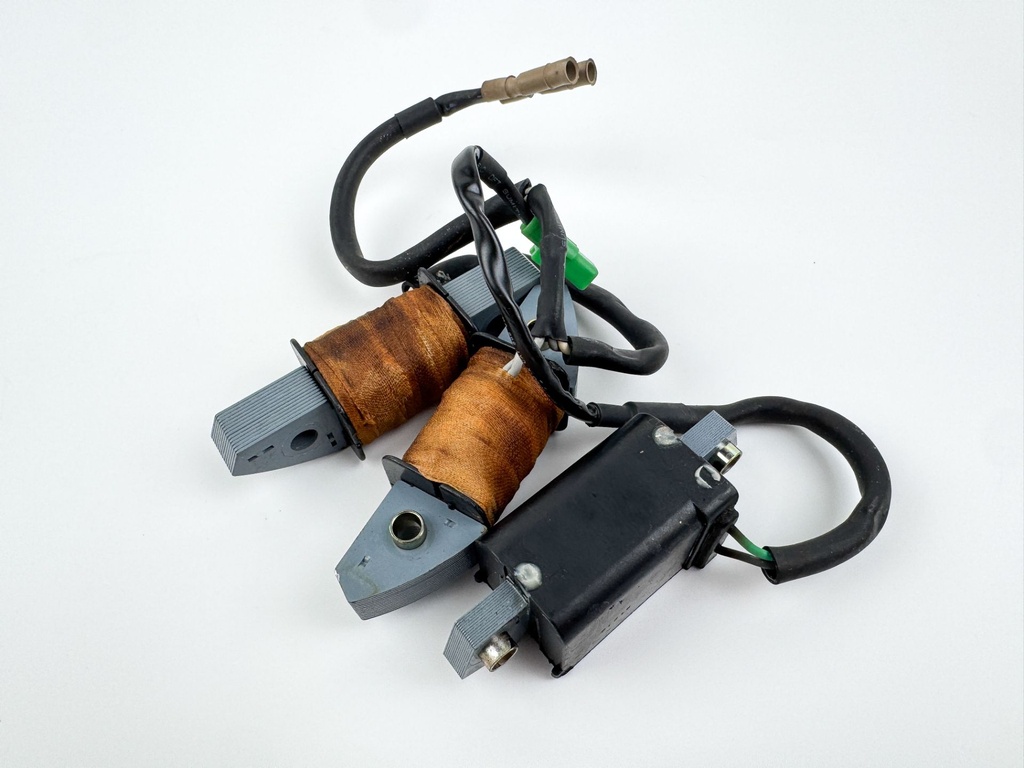 1999 Honda 50 HP 4 Stroke Outboard Flywheel 31630-ZV5-911 W/ Charging System