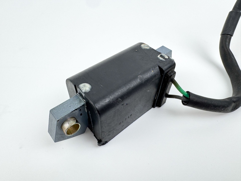 1999 Honda 50 HP 4 Stroke Outboard Flywheel 31630-ZV5-911 W/ Charging System