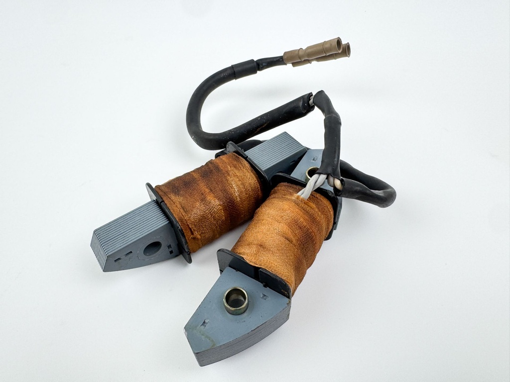 1999 Honda 50 HP 4 Stroke Outboard Flywheel 31630-ZV5-911 W/ Charging System